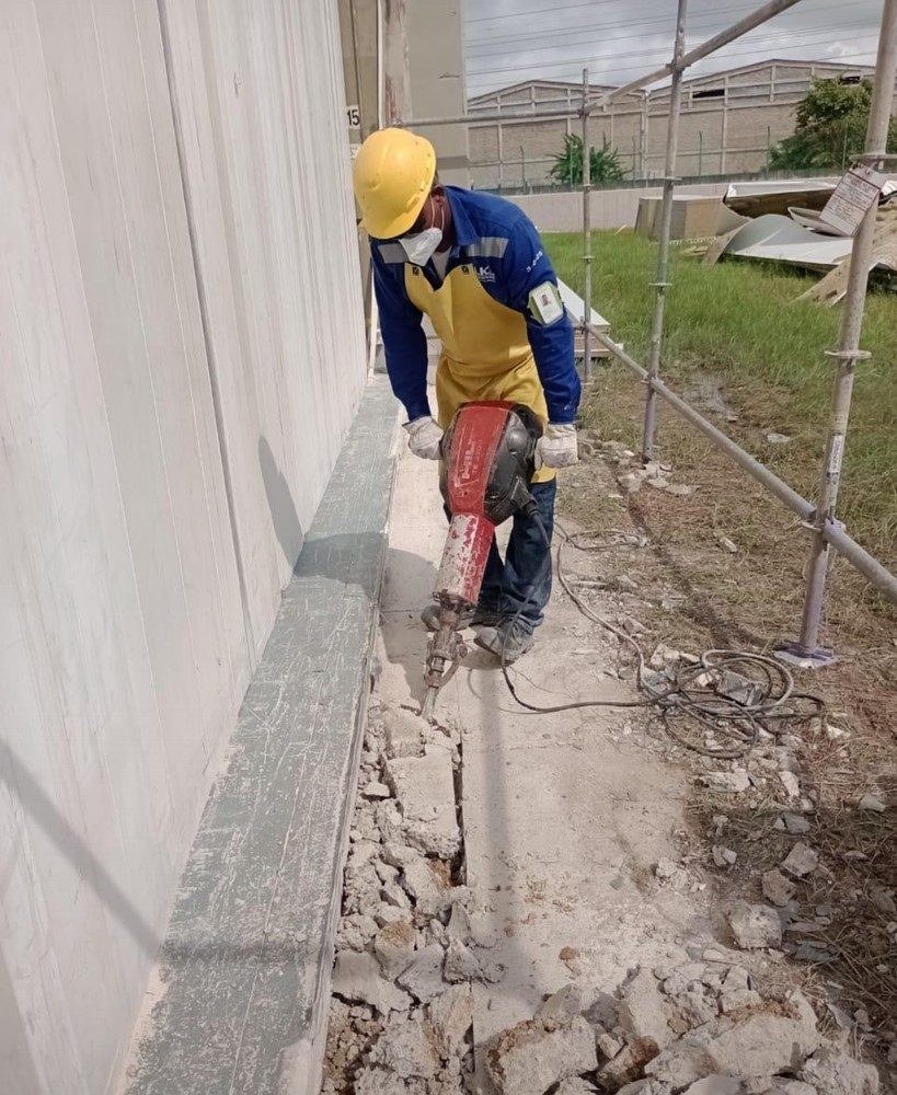 Martillos demoledores IZASEG en Cartagena